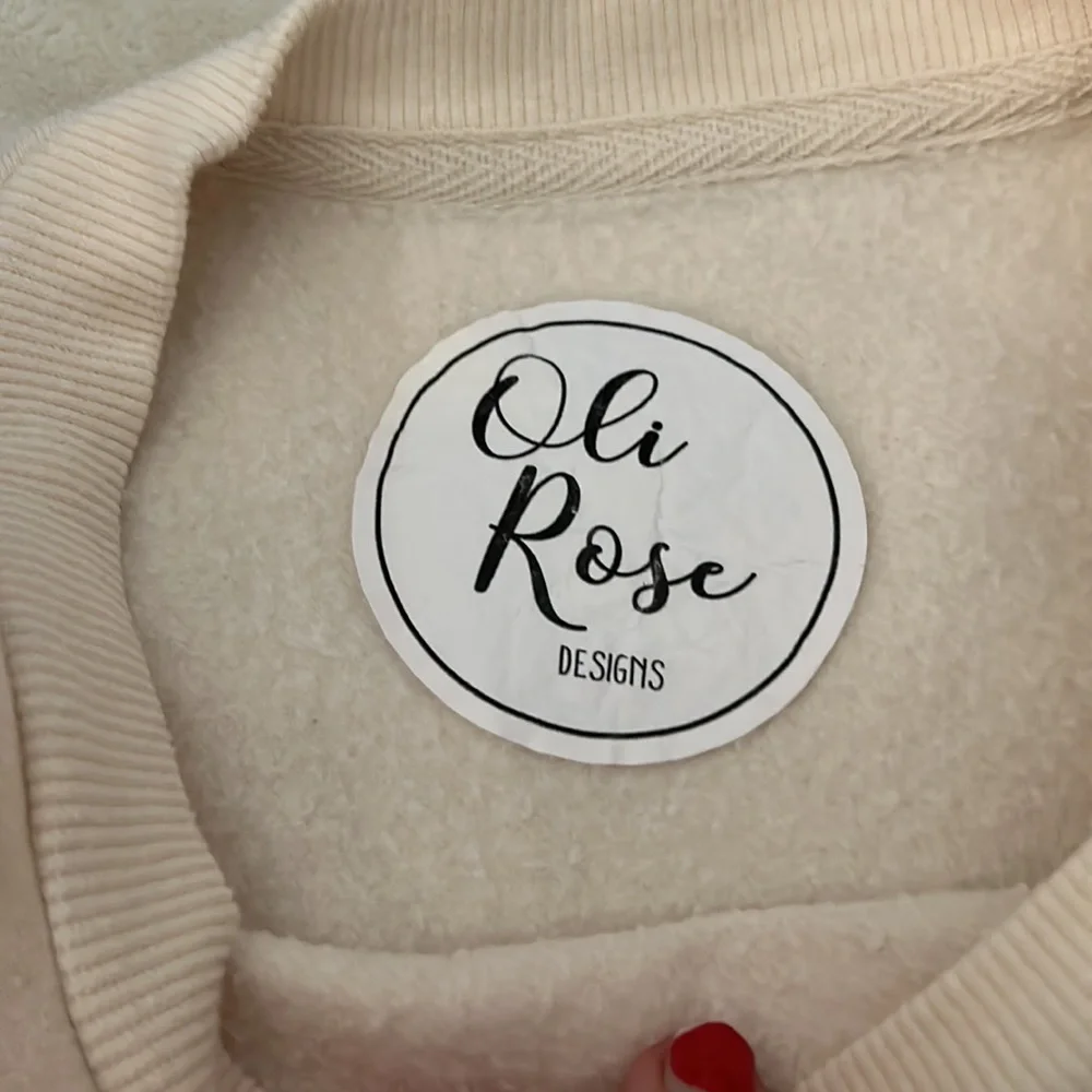 Super cute boutique sweatshirt - Picture 3 of 5